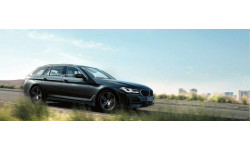THE 5 TOURING